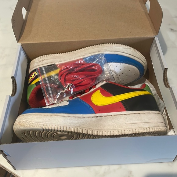 Air Force 1 LV8 youth 4.5 Uno - Picture 1 of 8